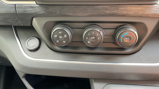 Renault Trafic Swb Diesel SL30 Blue dCi 150 Extra [Safety] Van EAG9 - Image 28